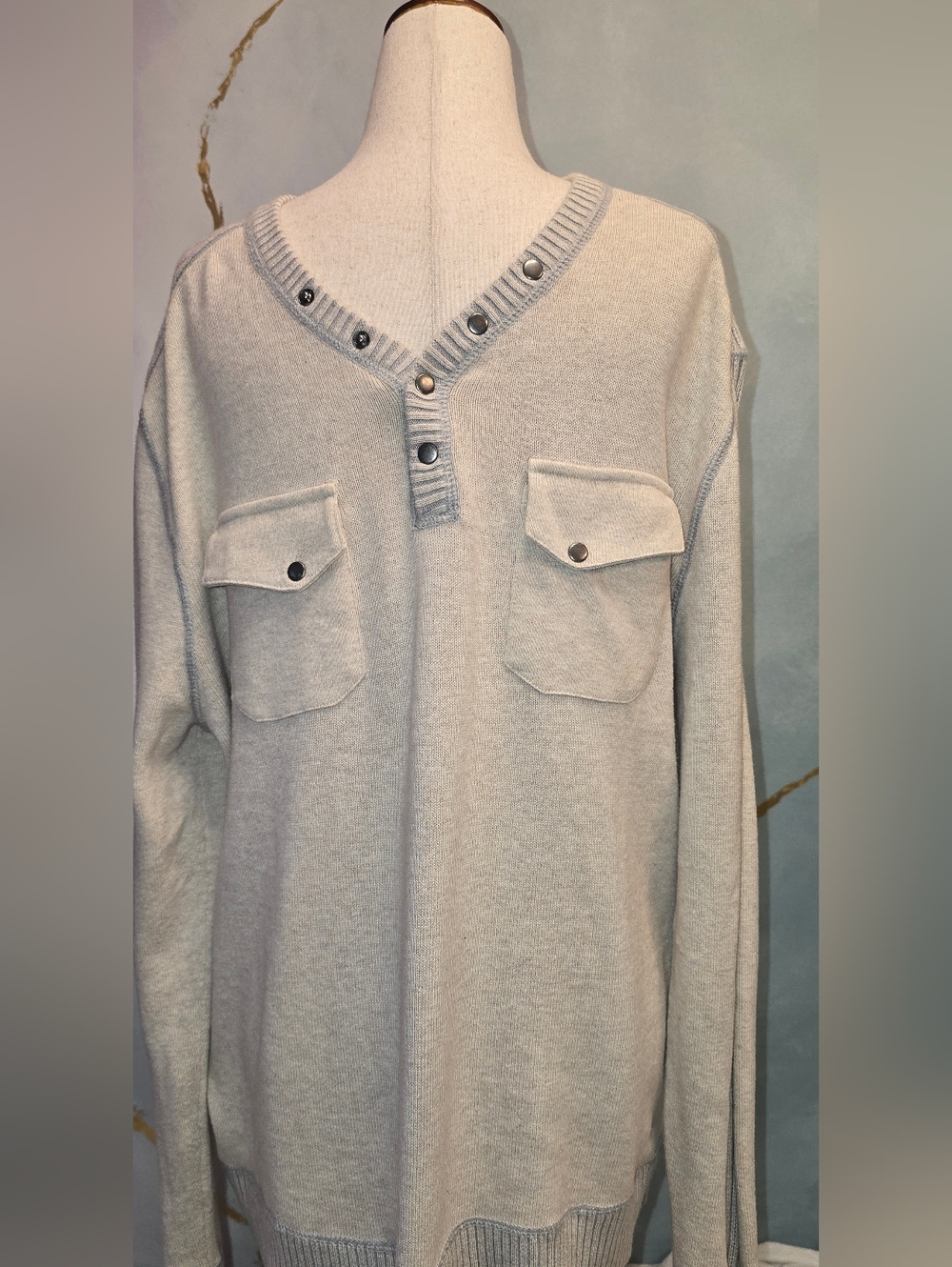 INC Y2k Era Cream Grey V‑Neck Henley Button Pocket Sweater Soft 100% Cotton L